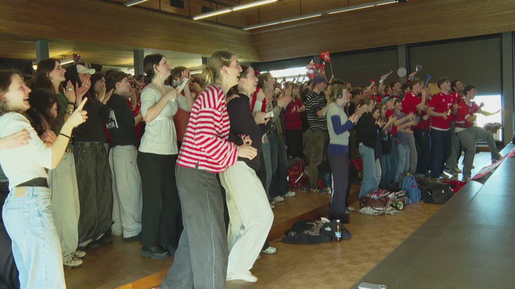 Gymer Hofwil feiert Leistung von Noémie Wiedmer