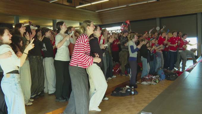 Gymer Hofwil feiert Leistung von Noémie Wiedmer