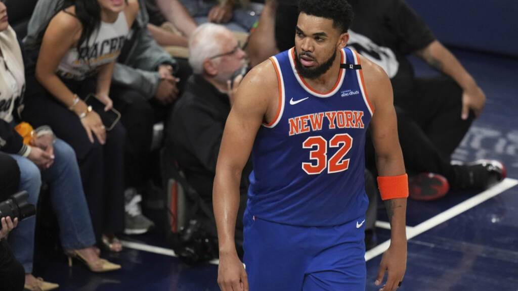 Karl-Anthony Towns der New York Knicks zeigt im Auswärtsspiel gegen die Indiana Pacers im vierten Viertel mit 20 Punkten eine überragende Leistung