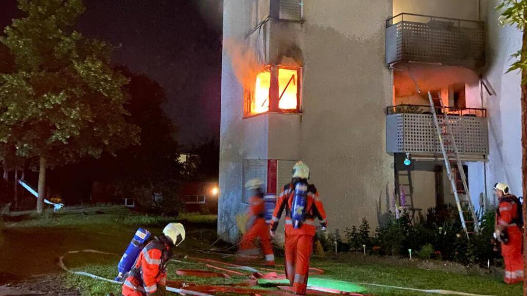 Zwei Verletzte nach Wohnungsbrand in der Stadt Zürich