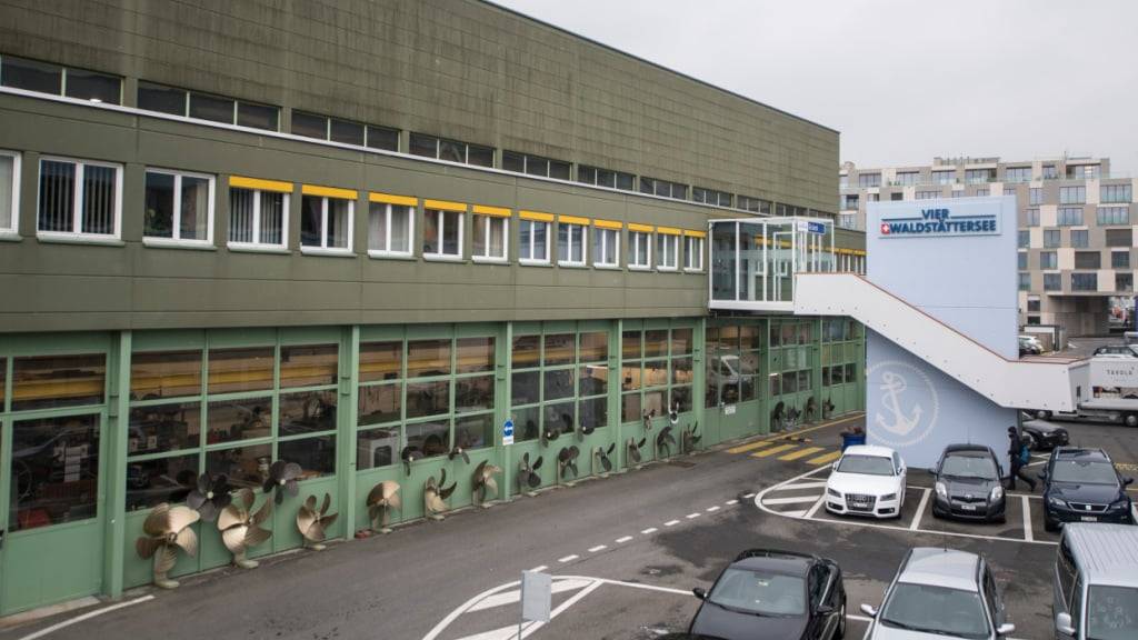 Die Schiffahrtsgesellschaft Vierwaldstättersee (SGV) Holding AG plant eine «umfassende Sanierung» ihrer Werft. (Archivbild)