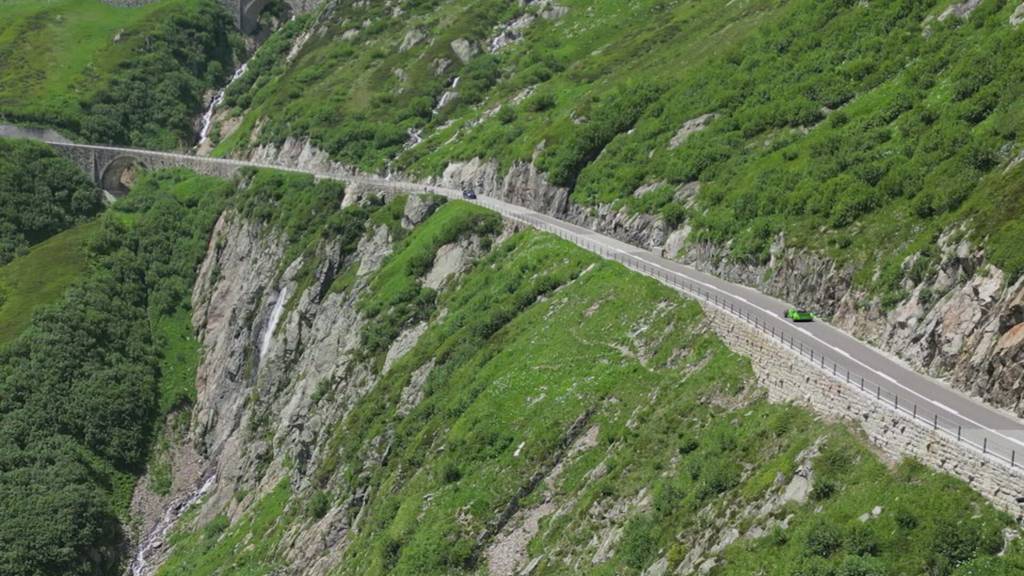 Reaktionen zum geforderten Tempolimit auf Passstrassen