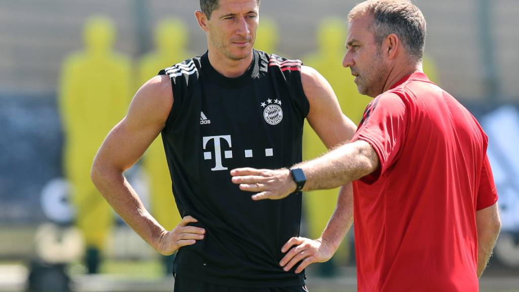 Zu den Topfavoriten gehört Bayern München - dank Torgarant Robert Lewandowski und der Trainer-Entdeckung Hansi Flick