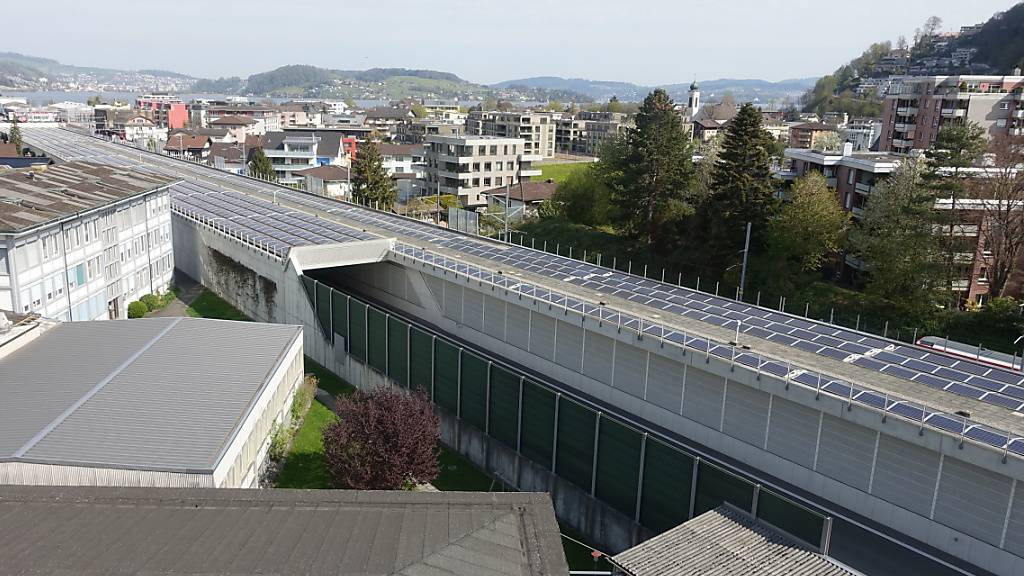 Jetzt kommen Solaranlagen auf Schweizer Autobahnen