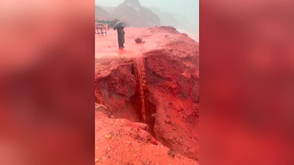 Spektakuläres Naturphänomen: Blutregen im Iran