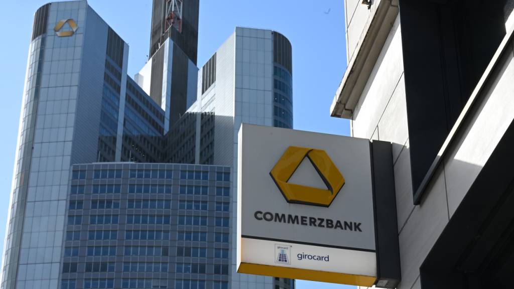 Die Commerzbank soll eigenständig bleiben. Der deutsche Staat lehnt eine Übernahme durch die italienische Unicredit ab.(Archvibild)