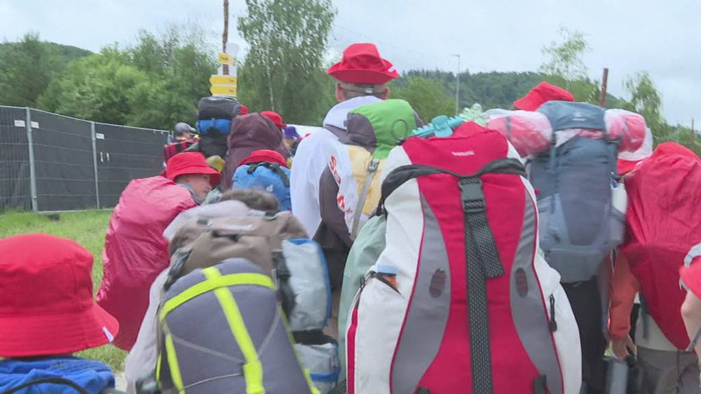 Prominenter Besuch im nationalen Jubla-Pfingstlager