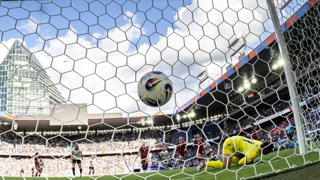 Der Basler St. Jakob-Park beherbergte die grösste Zuschauerkulisse dieser EM-Gruppenphase