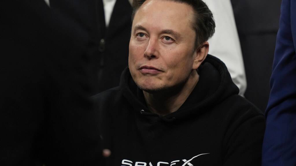 Die Weltraumfirma SpaceX von Tech-Milliardär Elon Musk steckt tief in den roten Zahlen. Dennoch will sie den bisher grössten Börsengang über die Bühne bringen. (Archivbild)