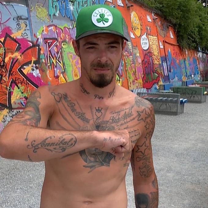  Karma, Tupac und Vierbeiner: Diese Geschichten stecken hinter Stefans Tattoos