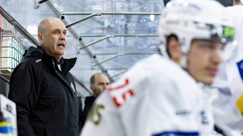 Beim EHC Olten ist Trainer und Sportchef Gary Sheehan der starke Mann.