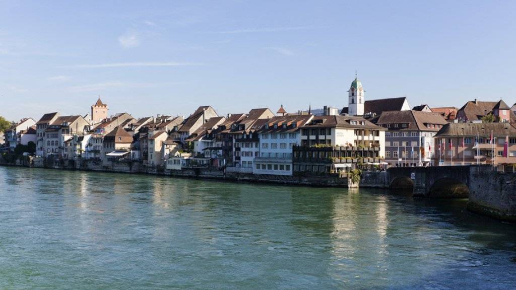 Die Aargauer Kleinstadt Rheinfelden bekommt für ihre langfristige Ortsplanung und die Zusammenarbeit über den Rhein hinweg den Wakkerpreis 2016 (Archivbild).