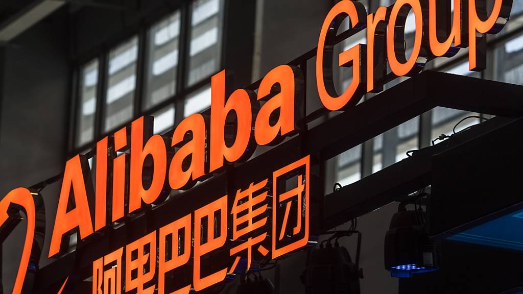 Der Internetriese Alibaba rechnet beim Gang an die Hongkonger Börse mit Einnahmen von rund 11 Milliarden US-Dollar.(Archivbild)