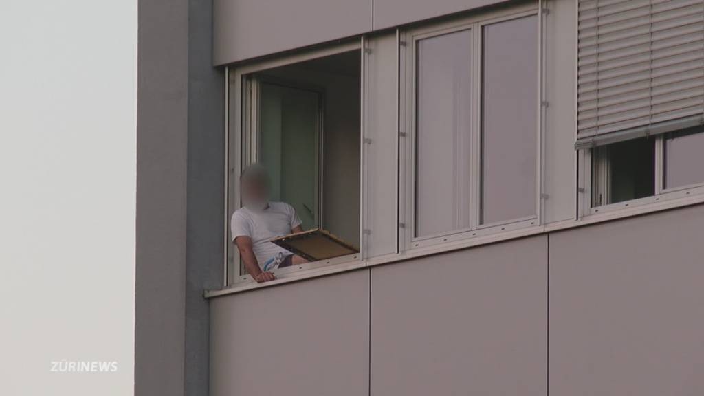 Mann in Asylunterkunft in Zürich droht mit Sprung aus Fenster