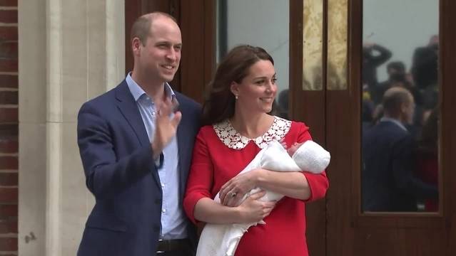Thumb for ‹Kate und William zeigen den kleinen Prinzen und verlassen später das Spital›