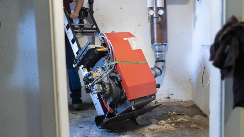 Wer seine Ölheizung durch eine ökologischere Heizung ersetzt, soll im Kanton Luzern weiterhin steuerliche Vorteile haben. (Archivaufnahme)