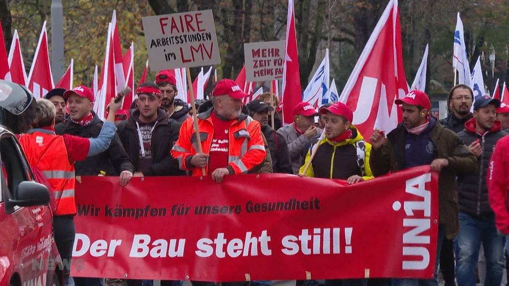 Protest für bessere Arbeitsbedingungen auf dem Bau