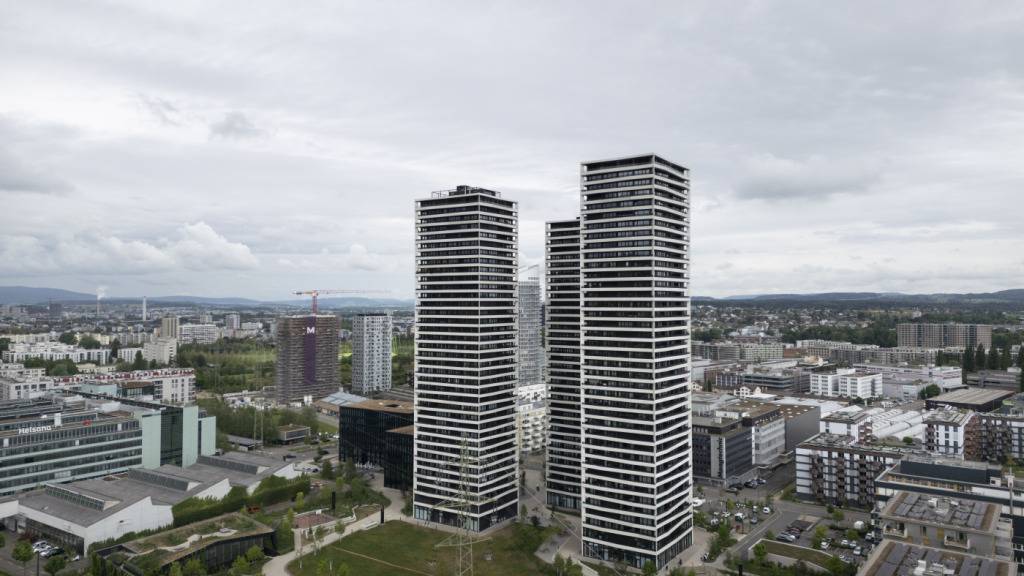 Dübendorf (Bild) und die weiteren Gemeinden der Flughafenregion Zürich (FRZ) wollen die weitere Entwicklung gemeinsam planen. (Archivbild)