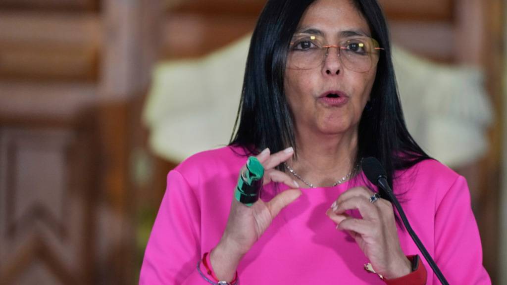 Venezuela: Rodríguez als geschäftsführende Präsidentin vereidigt