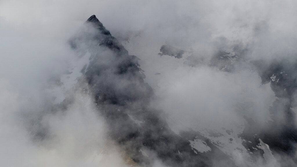 Der Gipfel des 4010 Meter hohen Lagginhorns im Oberwallis. Am Dienstag stürzte beim Abstieg eine Alpinistin in die Tiefe. (Archivbild)