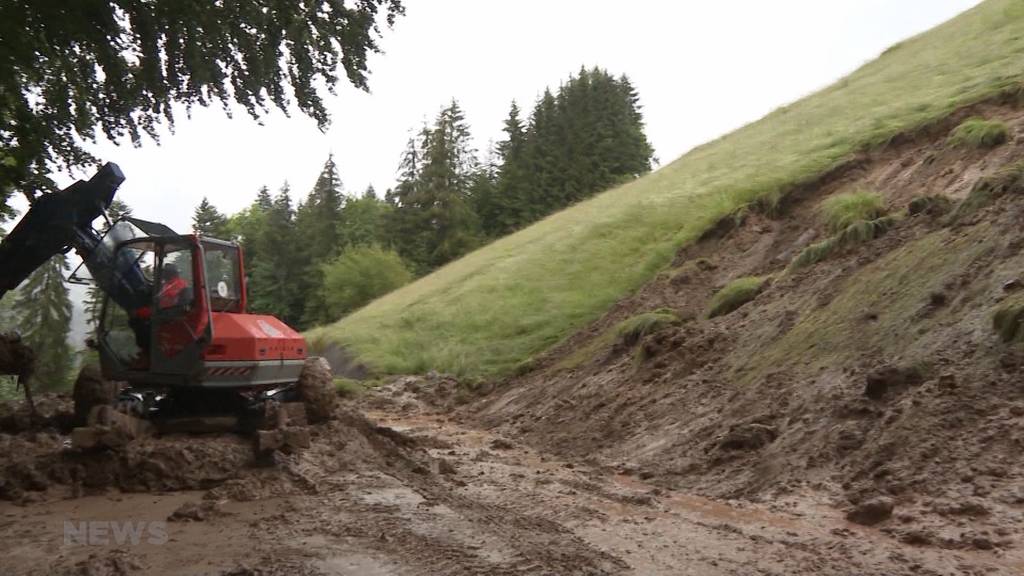 Nach heftigen Murgängen: Kantonsstrasse im Berner Oberland gesperrt