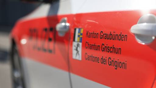 E-Scooter-Fahrer verletzt sich in Chur nach Kollision mit Auto