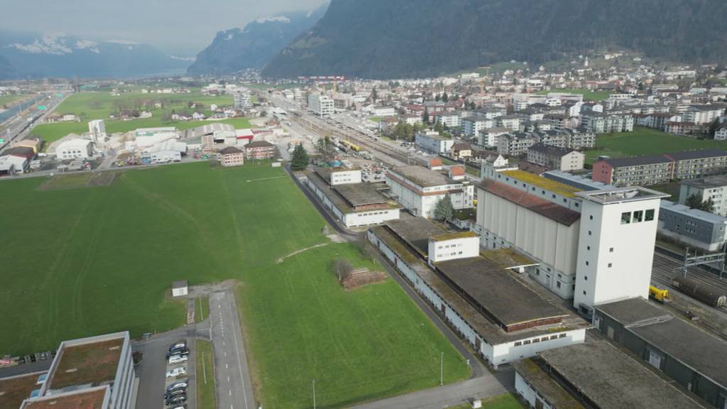 Hotel und Gewerbebau in Altdorf geplant.