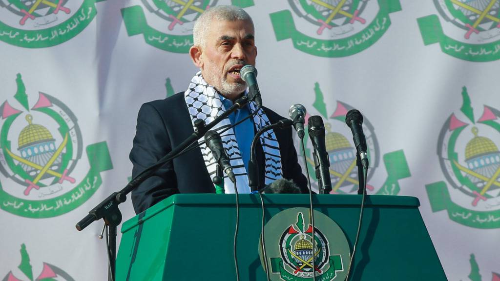 ARCHIV - Jihia al-Sinwar, Gaza-Chef der Hamas, spricht auf einer Kundgebung anlässlich des 35-jährigen Gründungsjubiläums der islamistischen Palästinenserorganisation. Foto: Mohammed Talatene/dpa