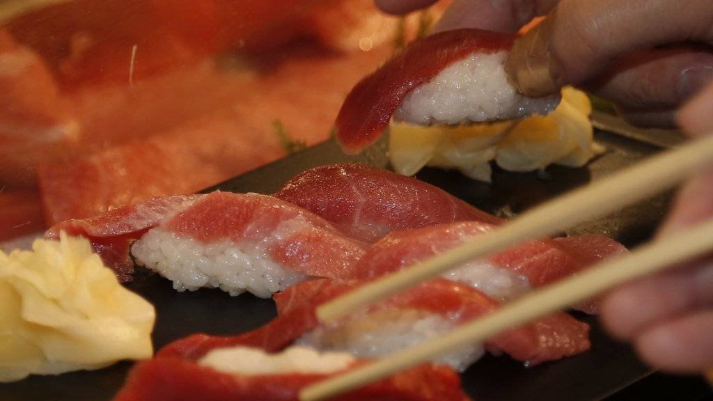 Bei der Zubereitung von bei Sushi-Lokalen beliebtem Knusperteig kam es in den USA in mindestens sieben Fällen zu Bränden. Jetzt scheint die Ursache dafür gefunden. (Symbolbild)