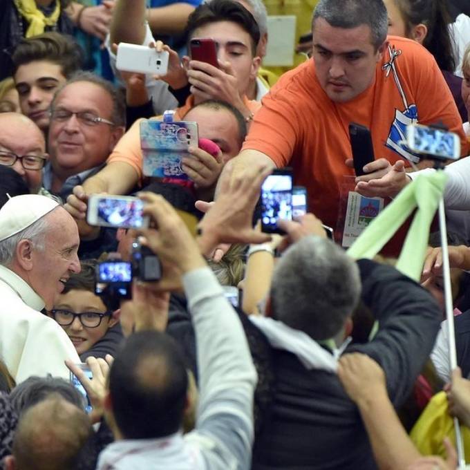 Papst ruft Roma zu Integration auf