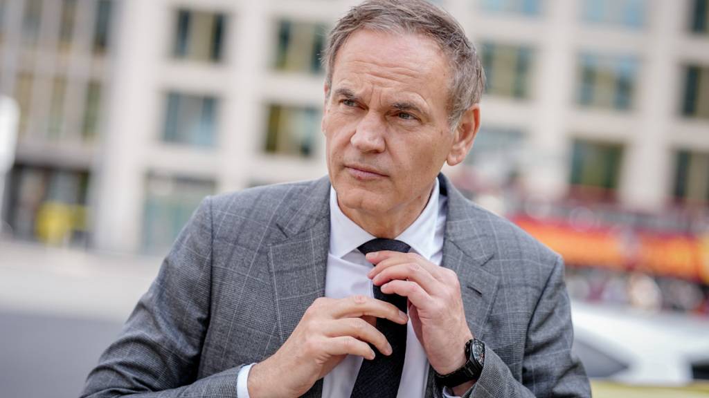 VW-Chef Blume kündigt grösste Neuausrichtung in der Geschichte an
