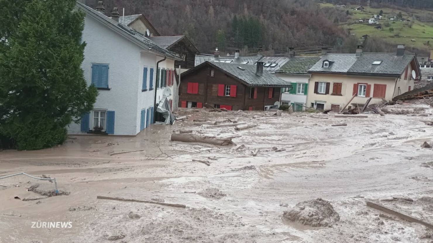 Erdrutsch In Schwanden: Bewohner Verweigern Evakuierung | TeleZüri