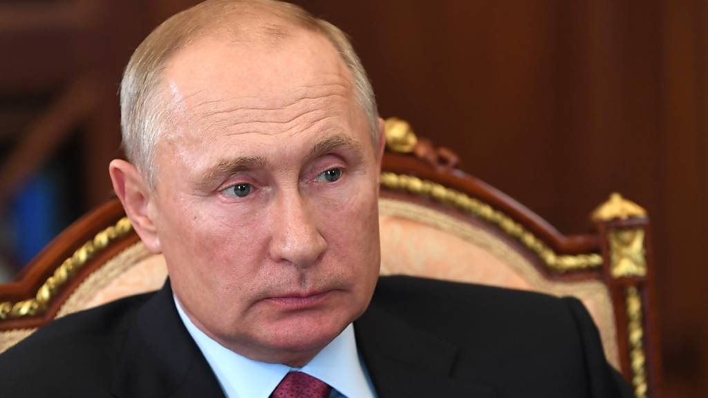 Wladimir Putin, Präsident von Russland, nimmt an einem Treffen im Kreml teil. Foto: Alexei Nikolsky/Pool Sputnik Kremlin/AP/dpa