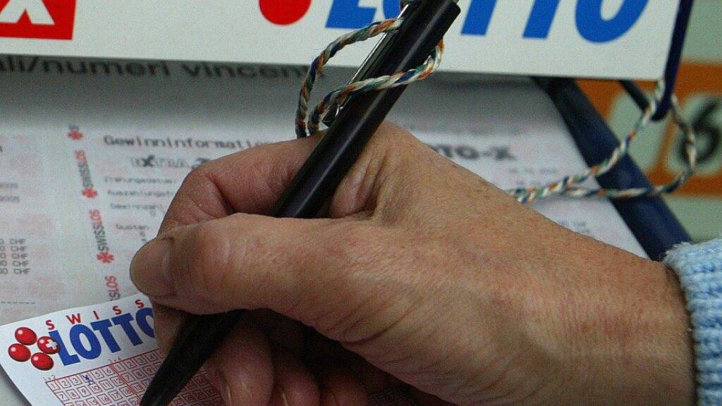 Für die nächste Ziehung am Samstag befinden sich 39,7 Millionen Franken im Jackpot. (Archivbild)