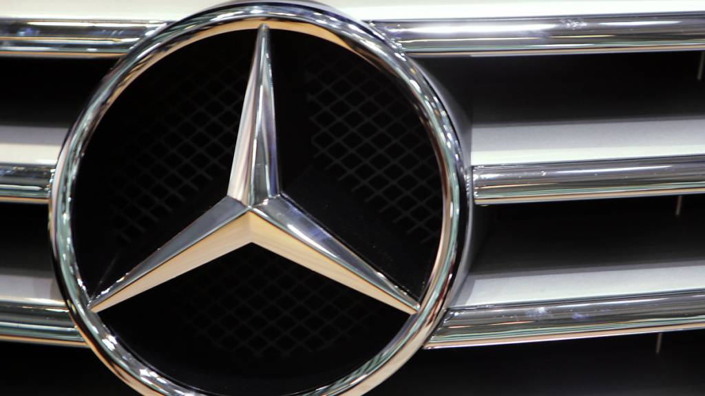 Mercedes-Benz stoppt Auto-Exporte nach Russland