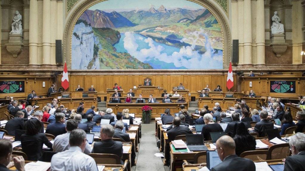 Eine Landeshymne pro Legislatur genügt: Der Nationalrat will den Schweizerpsalm nicht zu Beginn jeder Session singen. (Symbolbild)