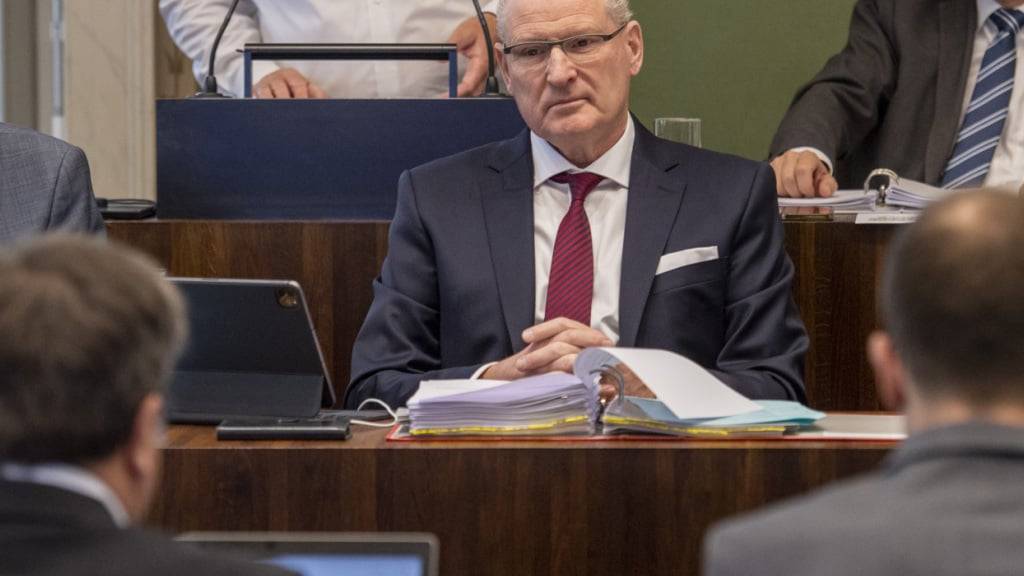 Der Zuger Finanzdirektor Heinz Tännler (SVP) präsentiert im Budget 2026 ein 370-Millionen-Franken-Plus. (Archivbild)