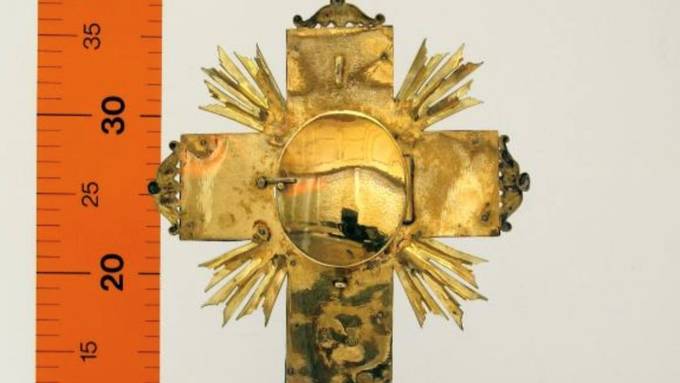 6000 Franken teures Wettersegenkreuz aus Kirche gestohlen