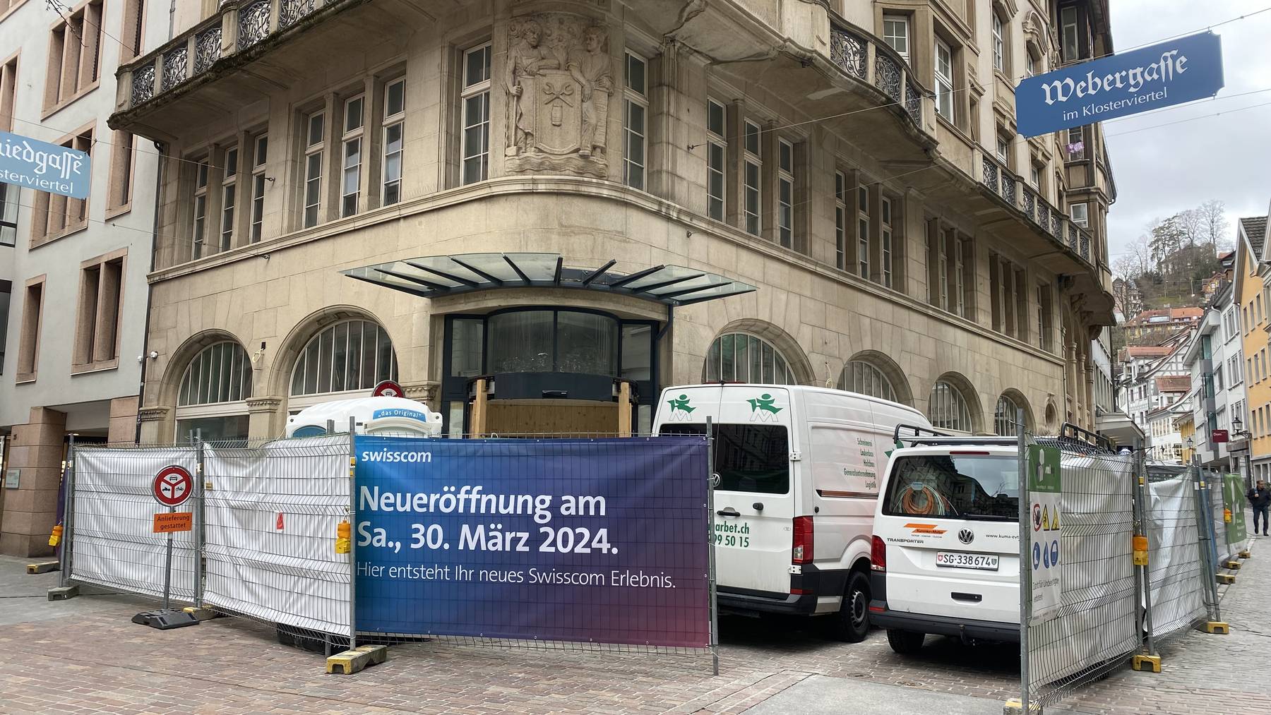 Der Swisscom-Shop am neuen Standort öffnet am 30. März die Türen für die Kundschaft.