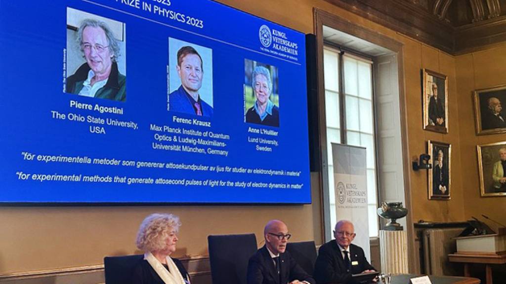 Der Nobelpreis für Physik geht an Pierre Agostini, Ferenc Krausz und Anne L'Huillier. Foto: Steffen Trumpf/dpa - ACHTUNG: Nur zur redaktionellen Verwendung im Zusammenhang mit der aktuellen Berichterstattung und nur mit vollständiger Nennung des vorstehenden Credits