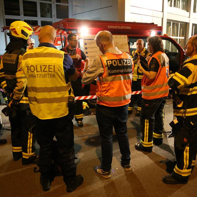 Über 40 Einsatzkräfte: Waschküchenbrand löste in Steinhausen einen Grosseinsatz aus