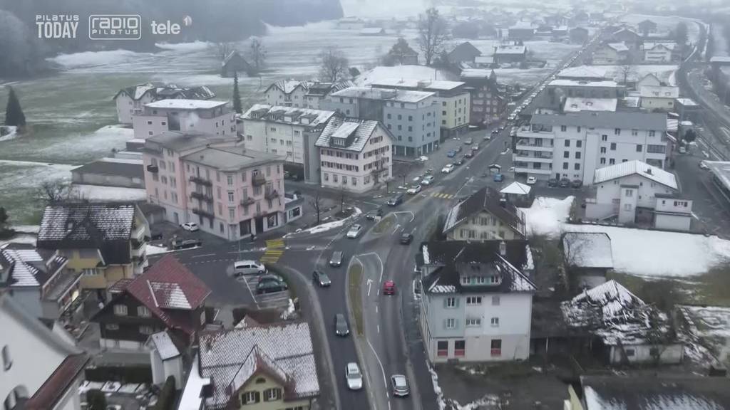 Stau wegen Wintersportlern: Wolfenschiessen will Verkehrsproblem mit Ampel lösen