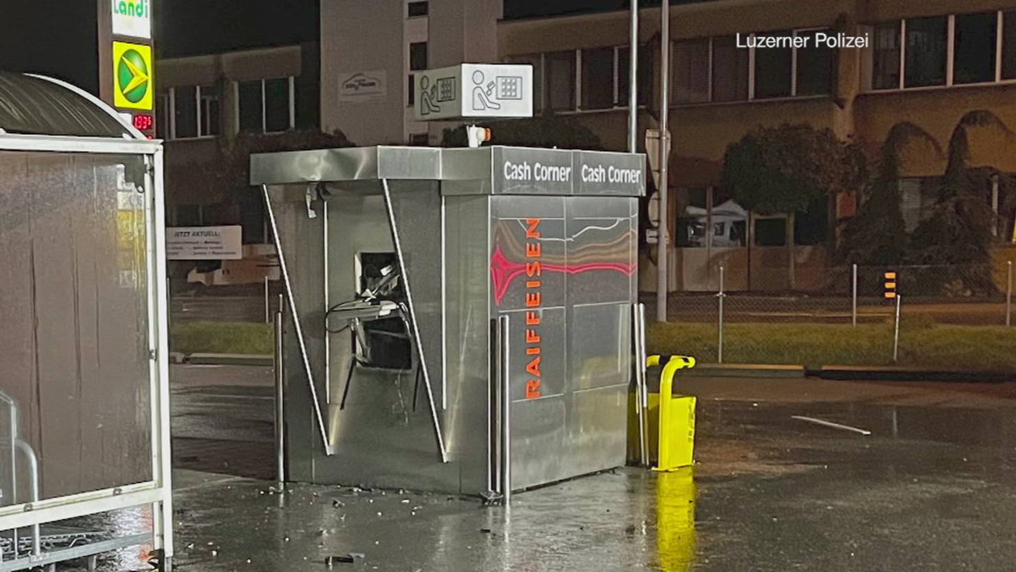 GESCH FTSSTELLEN BANCOMATEN visual data 4