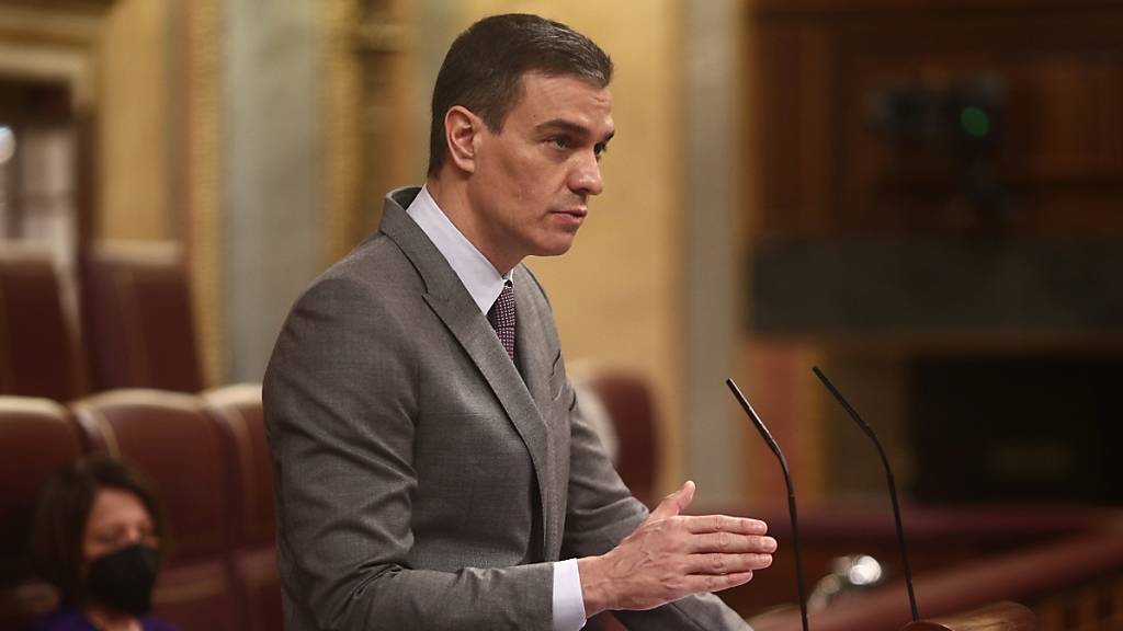 Pedro Sanchez, Ministerpräsident von Spanien, spricht während einer Plenarsitzung im Parlament. Foto: E. Parra./Pool/EUROPA PRESS/dpa