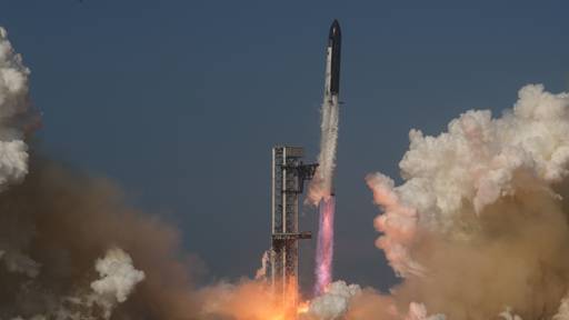 SpaceX-Aktie startet mit Kursplus von elf Prozent