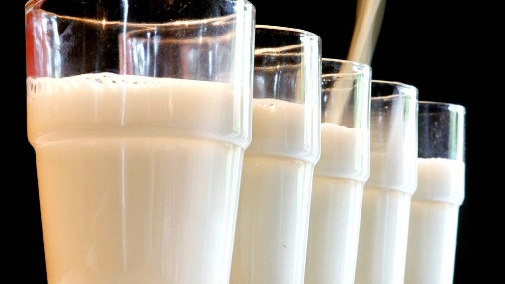 Sollen Schweizer Soldaten doch nicht zwingend immer frische Milch zum Frühstück erhalten? Die Motion für Frischmilch in der Armee hatte in der Sicherheitspolitischen Kommission des Ständerates keine Chance. (Symbolbild)
