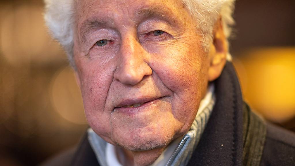 ARCHIV - Gotthilf Fischer, Komponist und Chorleiter, am verstarb vergangene Woche im Alter von 92 Jahren. Foto: Sebastian Gollnow/dpa