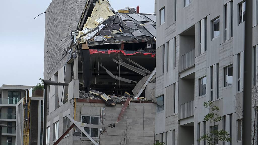 Schulneubau in Antwerpen eingestürzt: Mindestens fünf Tote