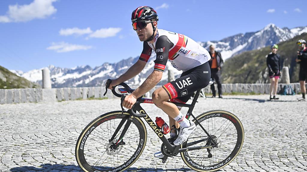 Marc Hirschi Mitte Juni an der Tour de Suisse unterwegs auf der Tremola, nun steht er in Brest am Start zu seiner zweiten Tour de France.