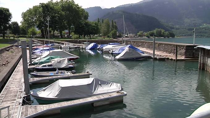 Kurznachrichten: Wasserwärme, Hofladen der Zukunft, Podest